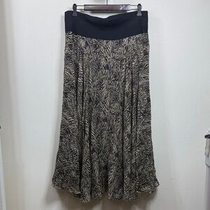 (K2) Jones New York vintage Super flared and flowy stretch skirt in 100% silk,L